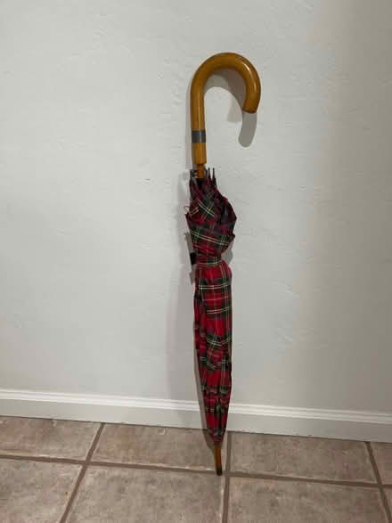 Photo of free Red plaid umbrella, needs repair (Aptos - Trout Gulch) #3