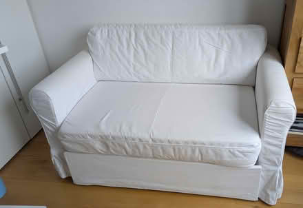 Photo of free Sofa bed / couch (TW93JJ) #3