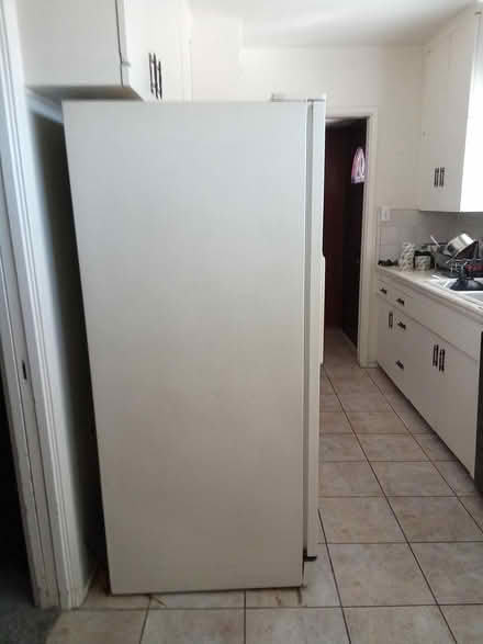 Photo of free Refer and Gas Range Stovetop (Central Glendora) #1
