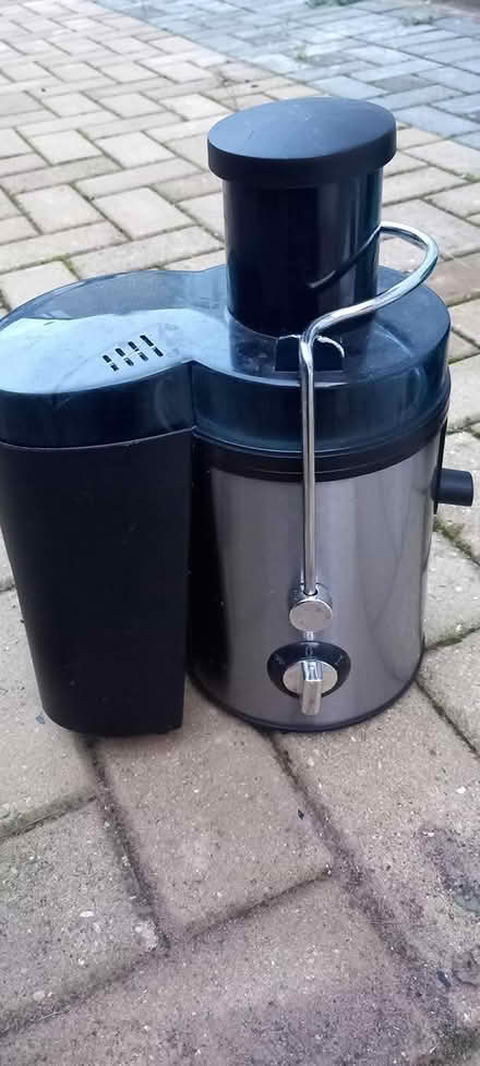 Photo of free Unbranded juicer (Plumstead Common SE18) #1