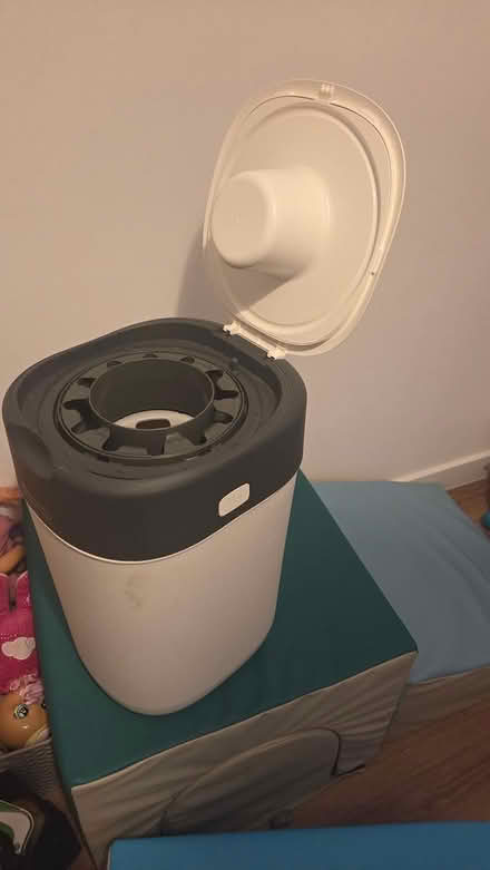 Photo of free Nappy bin (Woking GU22) #1