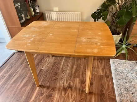 Photo of free Extending dining table (Gipsy Hill SE19) #2