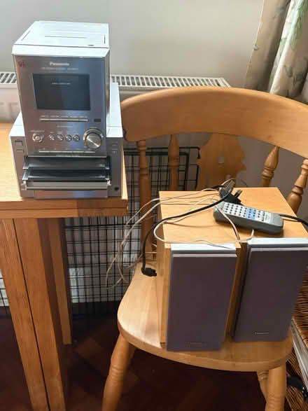 Photo of free CD/cassette player and speakers (EX5) #1
