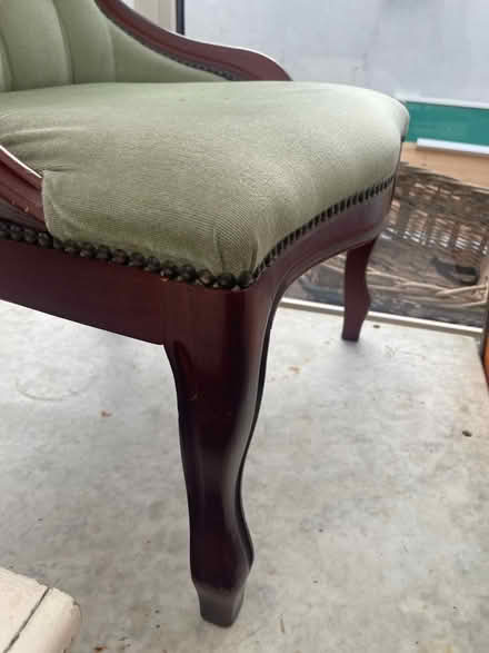 Photo of free Spoon back upholstered chair (Addiscombe CR0) #4