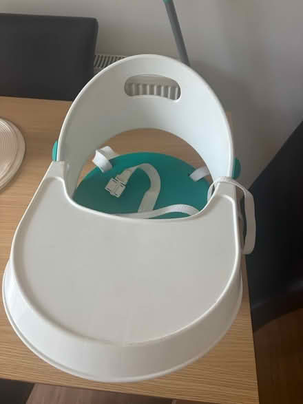 Photo of free Baby chair with attachable table (Guildford) #3