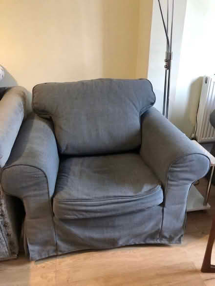 Photo of free 3 piece suite (Moreton CH46) #1