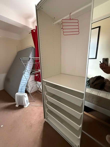 Photo of free Mirror sliding doors wardrobe (Hendon NW2) #4