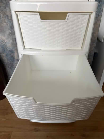 Photo of free Plastic Draws - 4 draws (Sonning RG4) #3