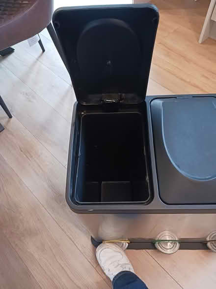 Photo of free Kitchen accessories and bin (Kilnamanagh) #3