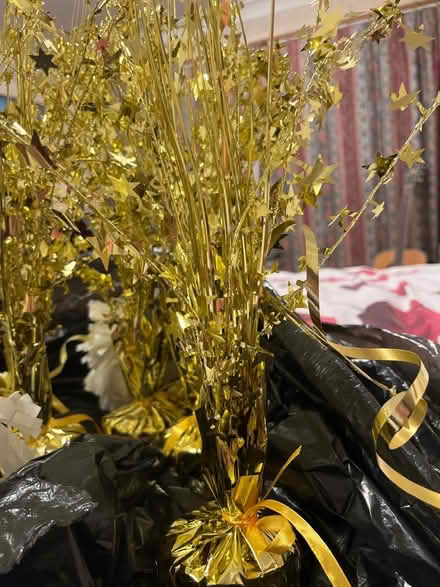 Photo of free 12 x Sparkly Gold Balloon Weights (Shephall SG2) #2