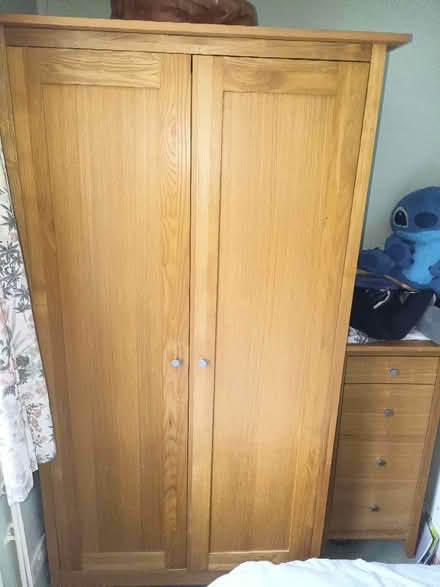 Photo of free Bedroom furniture set (Caterham CR3) #2