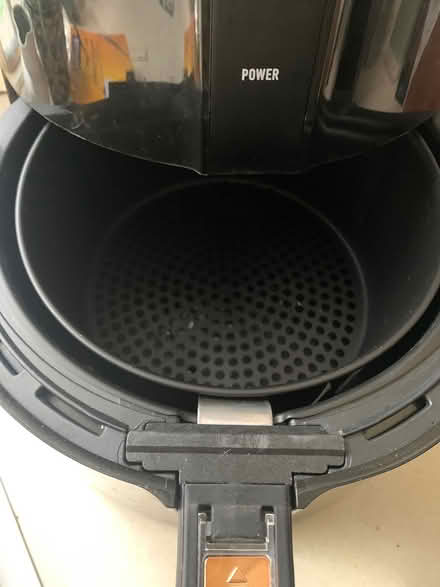 Photo of free Black digital air fryer (Ramsgate CT11) #3