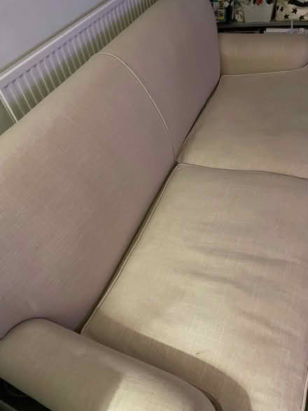 Photo of free Cream sofa (Lion Gate TW9) #1