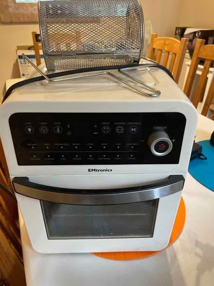 Photo of free Air fryer with rotisserie (stapleton bs16) #1