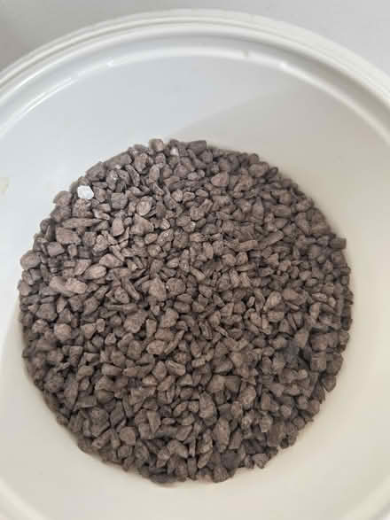Photo of free 3 pots of decorative stones (KT23 Great Bookham) #4