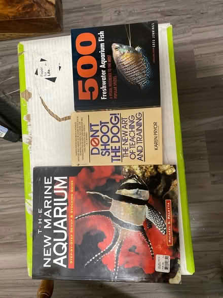 Photo of free Books (Montebello) #1