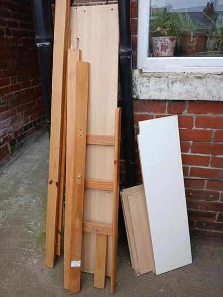 Photo of free Wood various pieces (Woodseats S8) #1