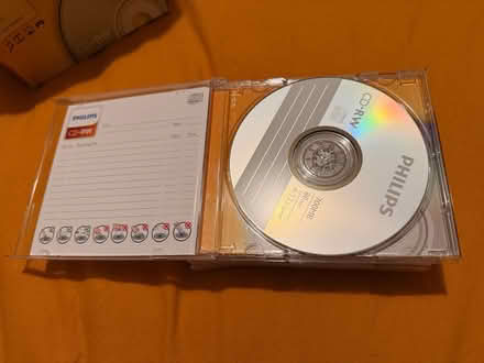 Photo of free 5X CD-RW and 1 empty CD case (Abingdon, OX14) #2