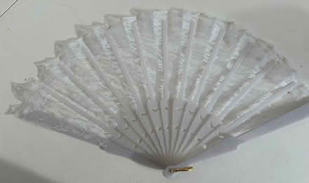 Photo of free White Lace fan (KT23 Great Bookham) #1