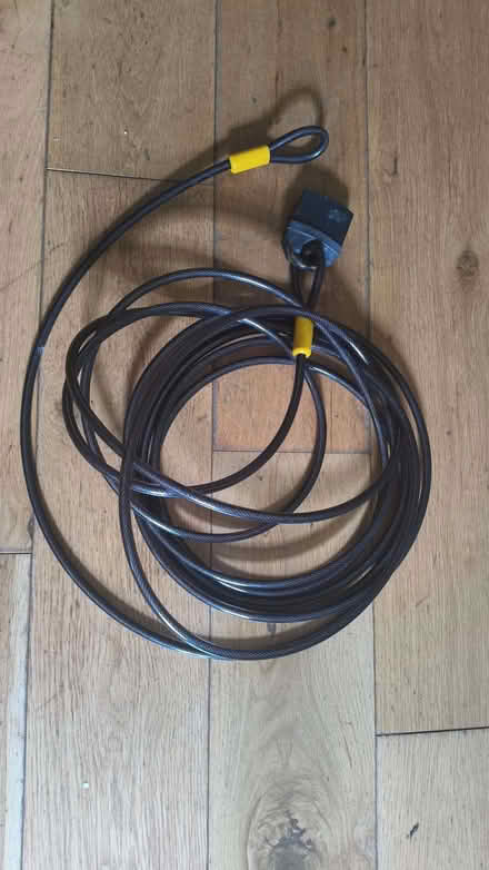 Photo of free 10m flexible security cable SE25 (South Norwood SE25) #1