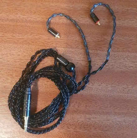 Photo of free MMCX Cable for Earbuds (Garrowhill G69) #1