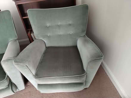 Photo of free Green dralon velvet 3 pirce (Kinross KY13) #2