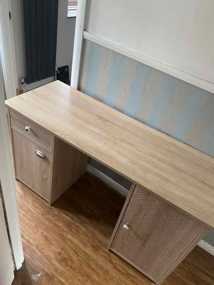 Photo of free Desk (Rochford SS41JJ) #4