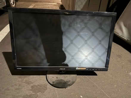 Photo of free ASUS monitor, 1’ x 3’ (Valencia Avenue, Sunnyvale) #1