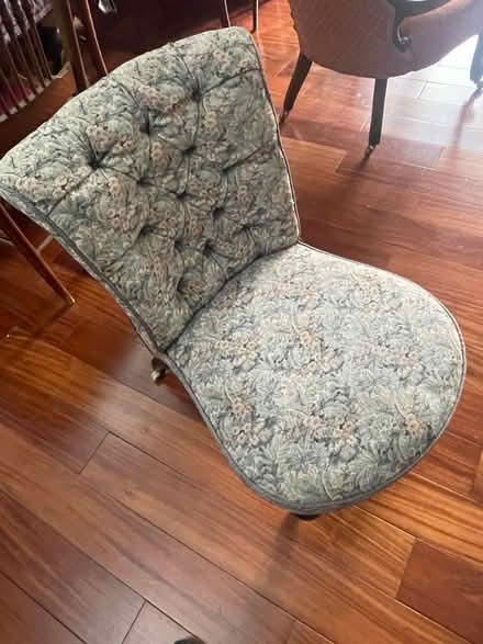 Photo of free Vintage Nursing chair (Addiscombe CR0) #1