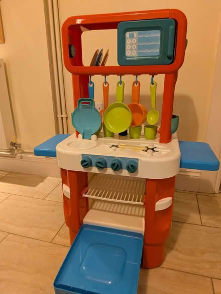 Photo of free Kids play kitchen with accessories (Ogmore by Sea CF32) #2