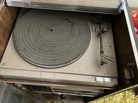 Photo of free Fisher Stereo Unit #3