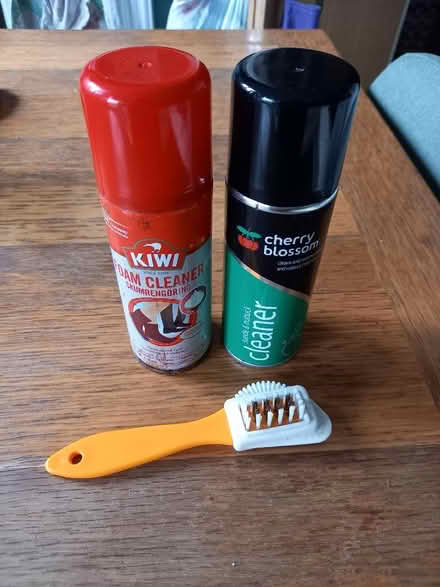 Photo of free Suede and nubuck cleaner and brush (Llandrindod LD1) #1
