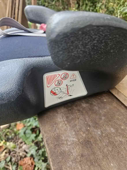 Photo of free Child's car seat (Nw11) #2