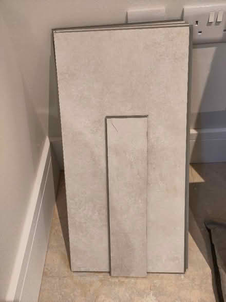 Photo of free 6 floor tiles, quickstep (Alston CA9) #1