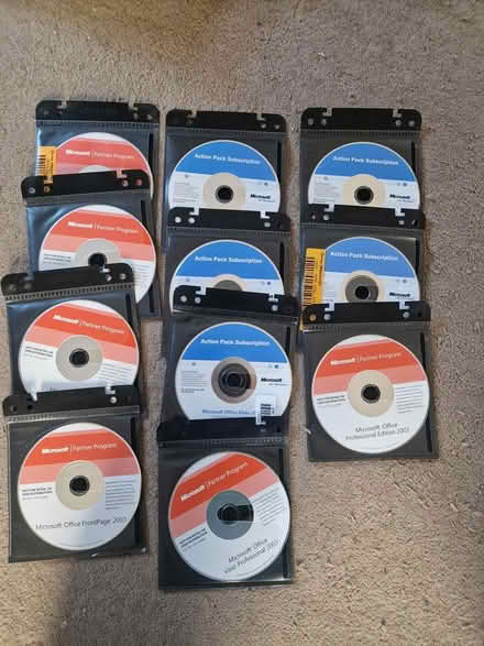 Photo of free PC CDROMS Windows XP era (Cambridge CB24 Impington) #3