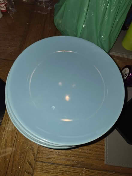 Photo of free 5 small plates (Southchurch SS1) #1