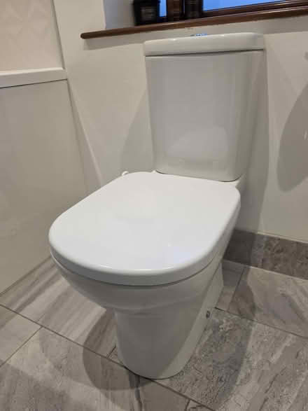 Photo of free White toilet & cistern (Bolton le Sands LA5) #1