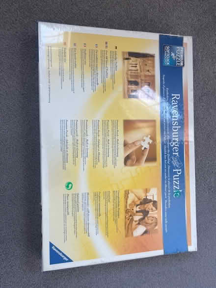 Photo of free Brand new 2000 piece puzzle (OX14) #2