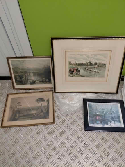 Photo of free Various pictures (Hollingbury BN1) #1