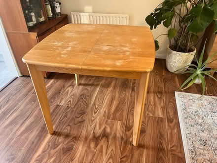 Photo of free Extending dining table (Gipsy Hill SE19) #1