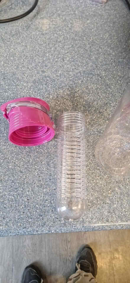 Photo of free Smoothlie container (Hillsborough S6) #4