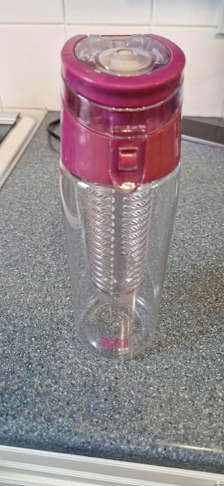 Photo of free Smoothlie container (Hillsborough S6) #1