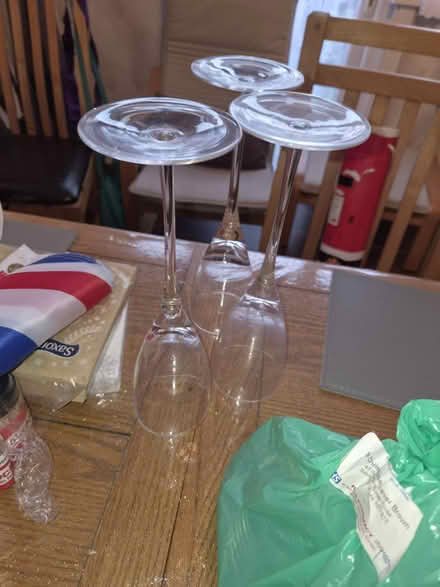 Photo of free 3 wine glasses (Southchurch SS1) #1