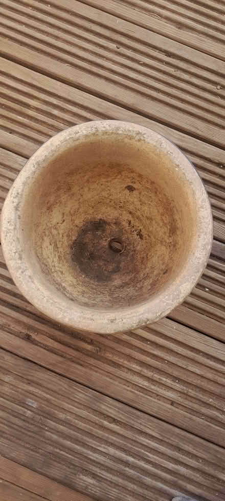 Photo of free Small blue pot (Manningtree CO11) #2