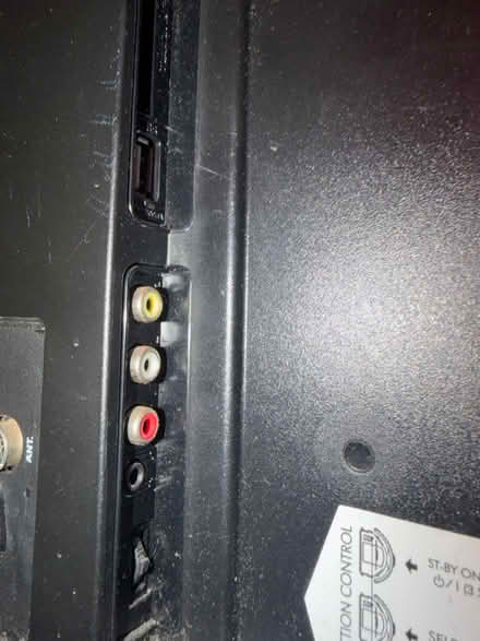 Photo of free Polaroid tv no remote control (Wallasey CH45) #4