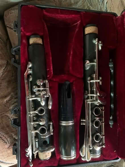 Photo of free Clarinet (Kinneff DD10) #1