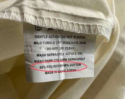 Photo of free Fitted Sheet and Pillowcases - King size - Cream. (Woodhall Park SN2) #3