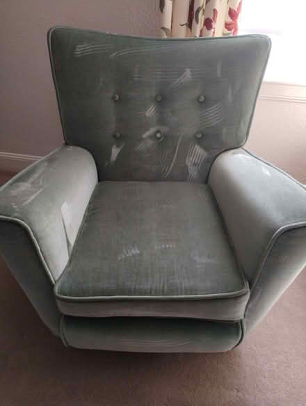Photo of free Green dralon velvet 3 pirce (Kinross KY13) #3