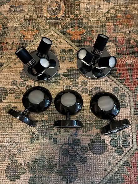 Photo of free 3 downlighter wall lights with dimmer function and 2 ceiling (Fox Corner CW1) #2