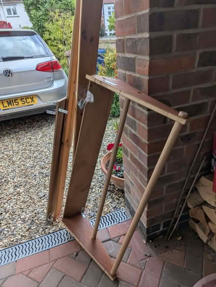 Photo of free Wardrobe - clothes hanging device (Cutteslowe OX2) #1